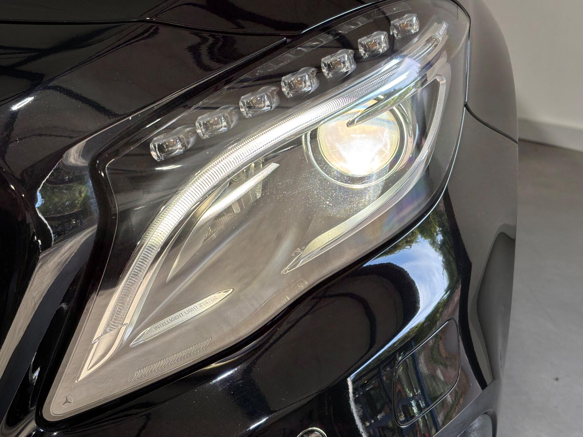 Mercedes-Benz Gla view 5