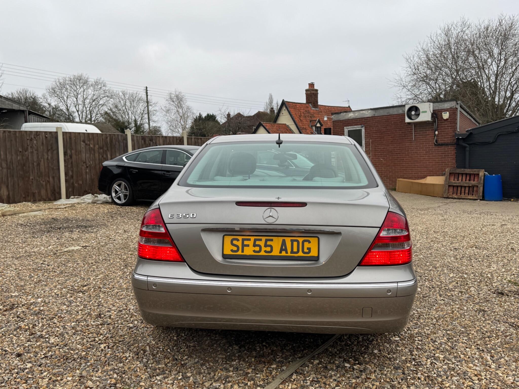 2005 Mercedes-Benz E Class 3.5 E350 Elegance 7G-Tronic 4dr • 69,000 miles image 4