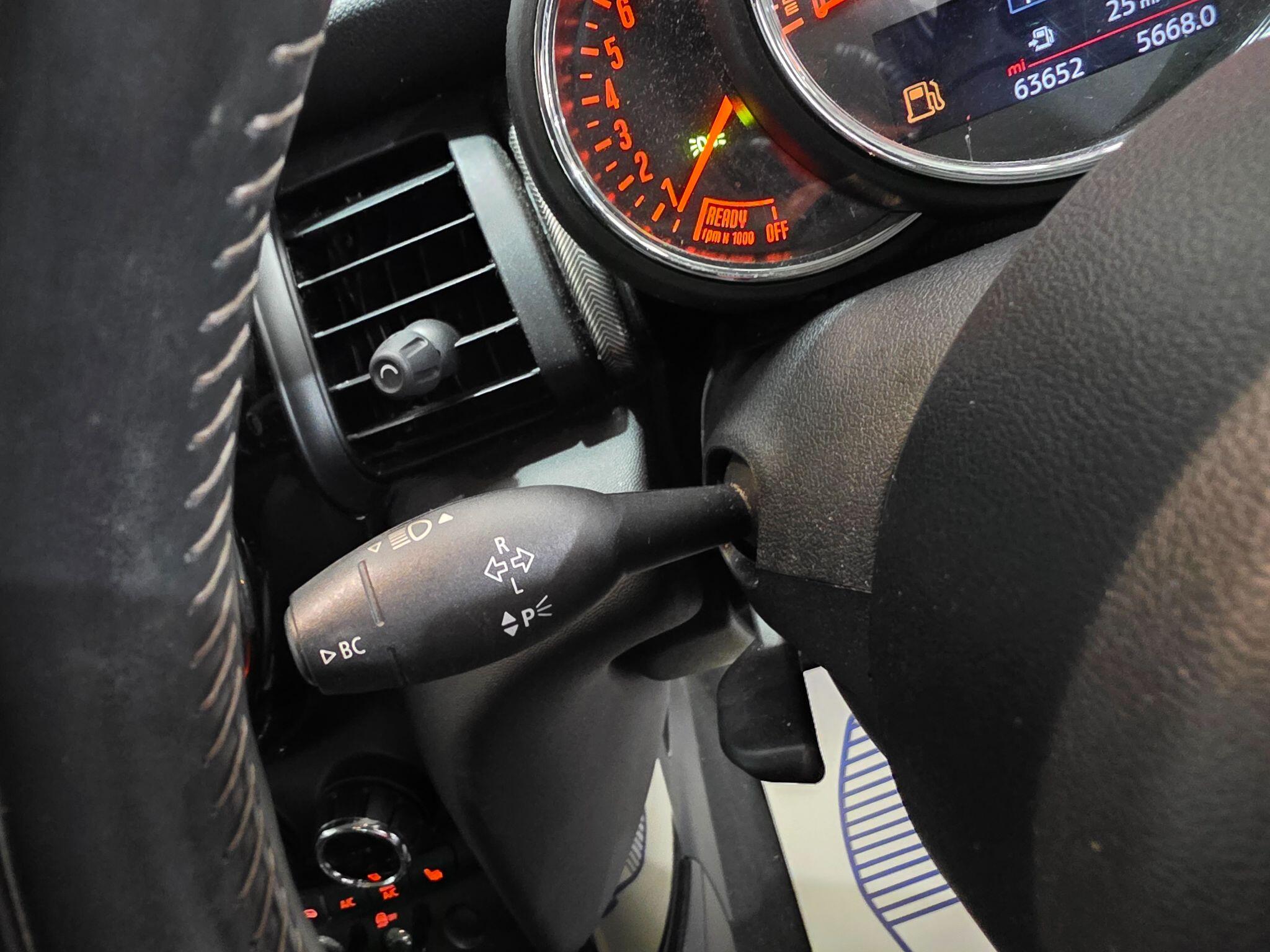 Mini Hatch view 20
