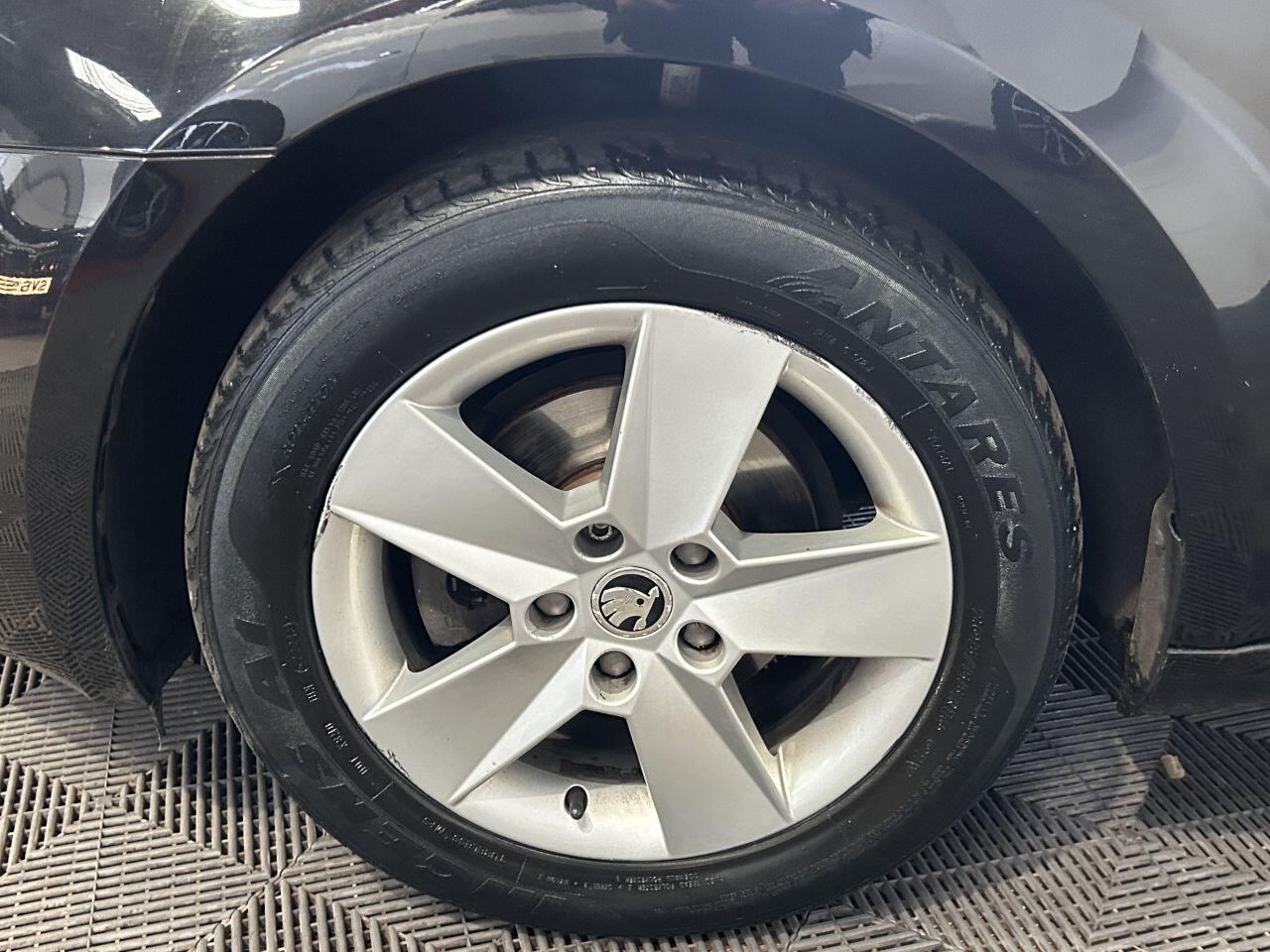 Skoda Octavia view 27