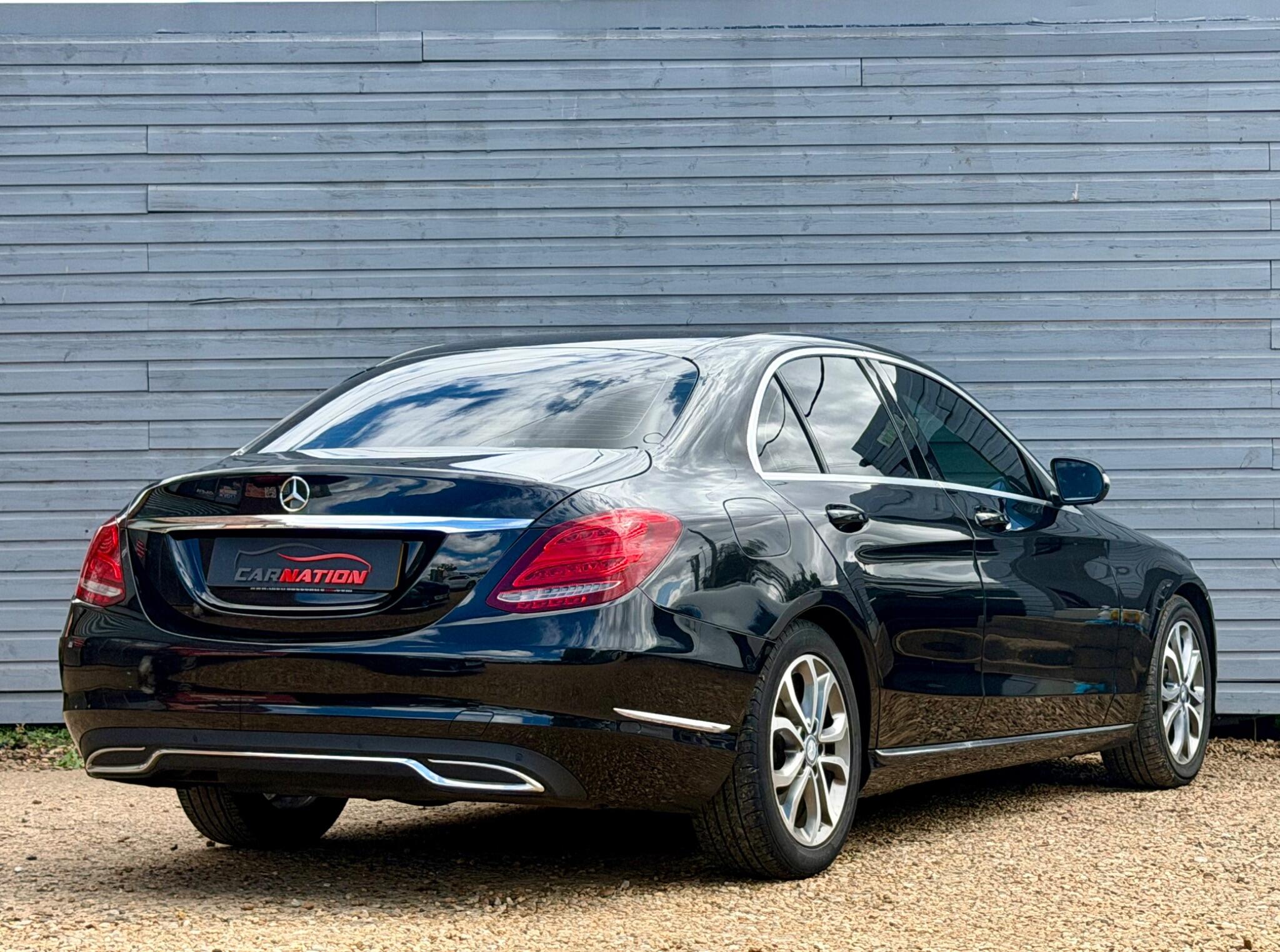 Mercedes-Benz C Class view 4