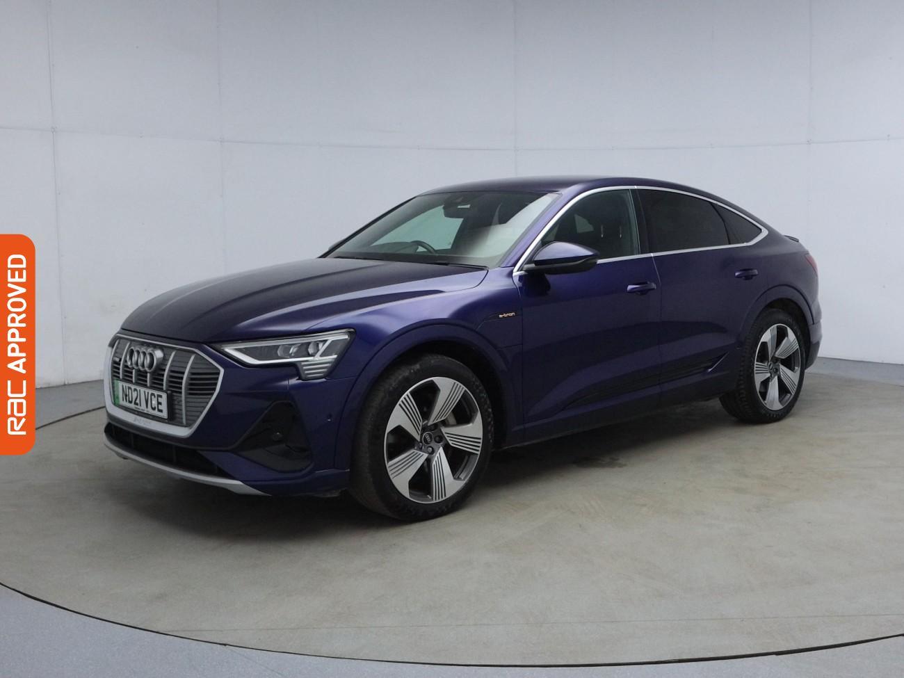 Audi E-Tron view 33
