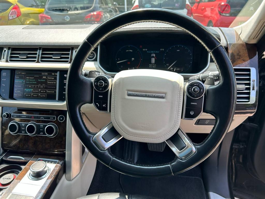 Land Rover Range Rover view 9
