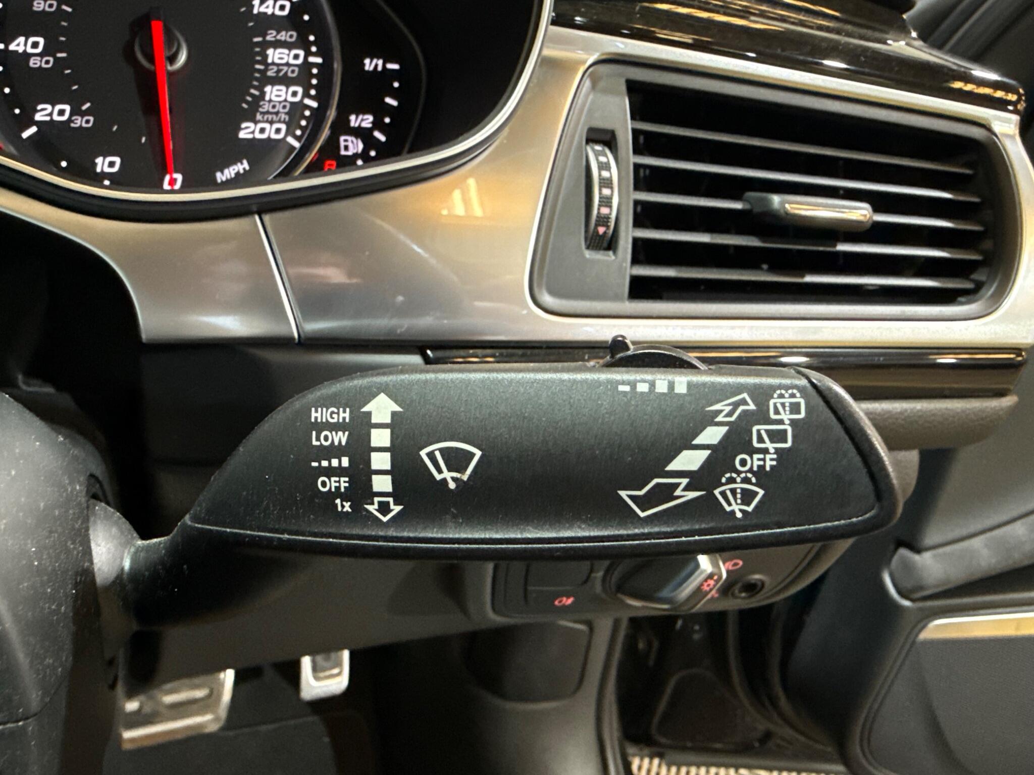 Audi RS6 view 32