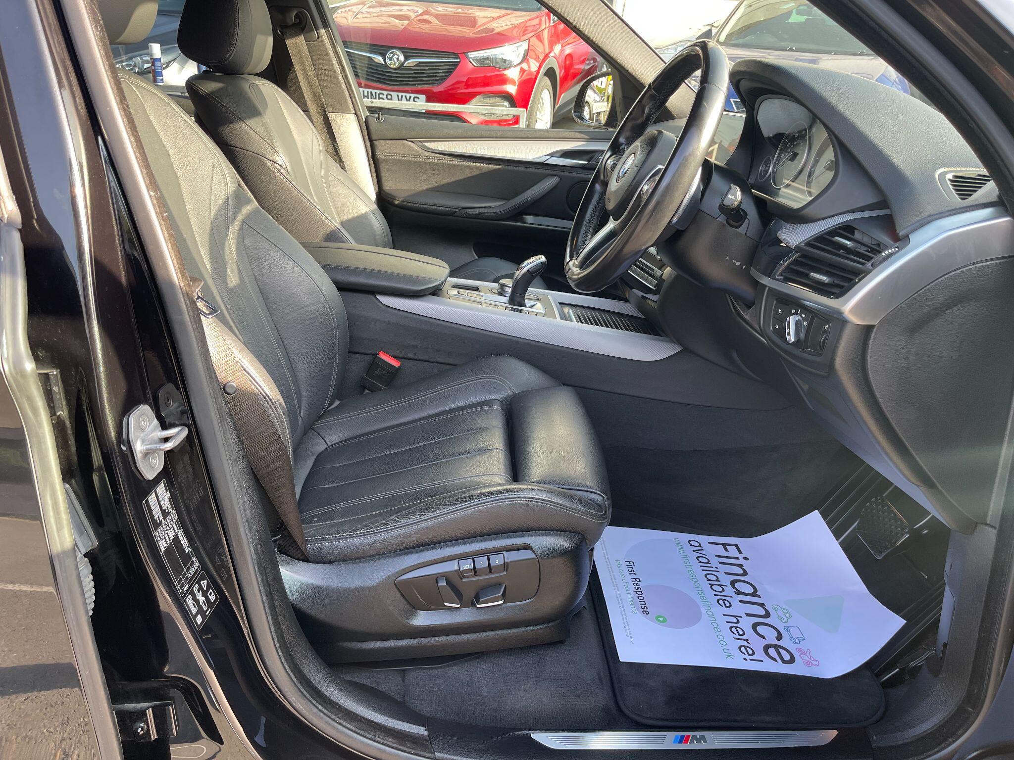 BMW X5 view 28