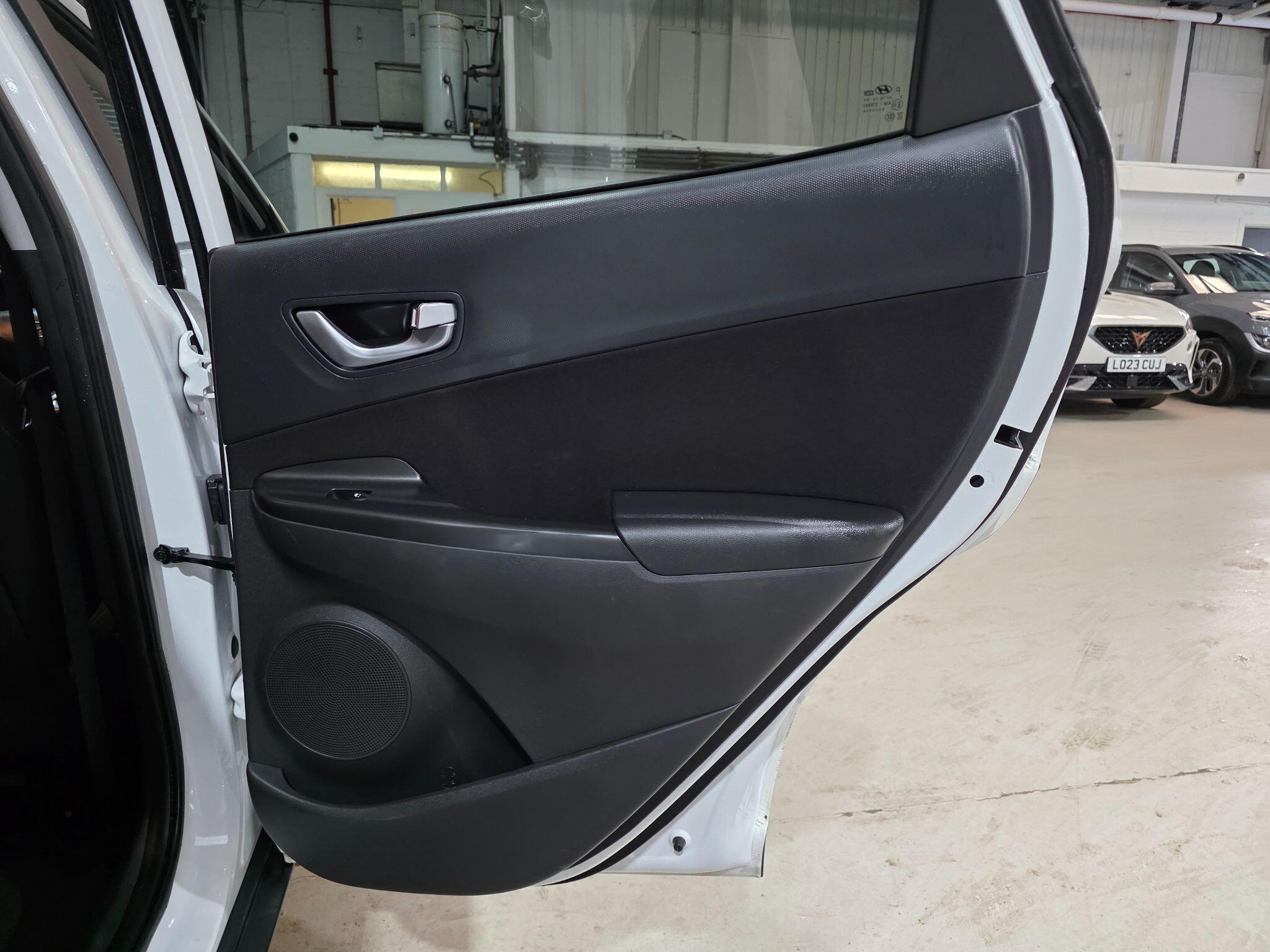 Hyundai Kona view 20