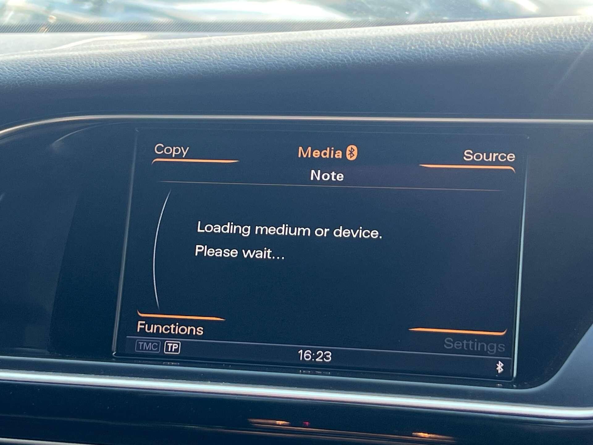 Audi A4 view 23