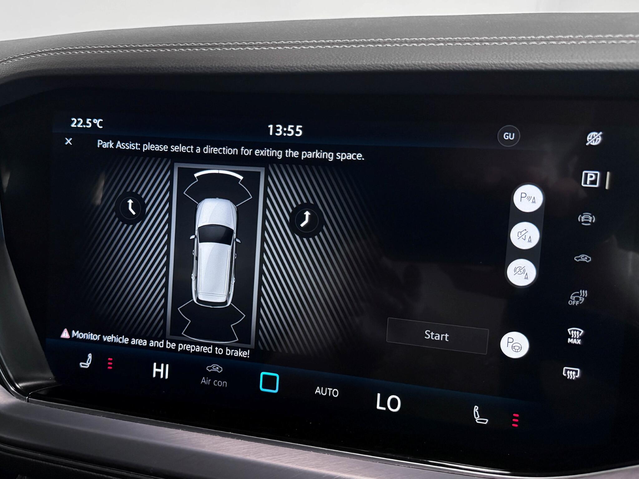 Volkswagen Touareg view 42