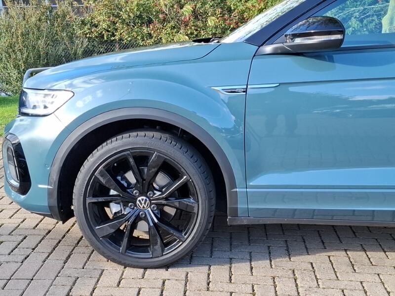 Volkswagen T-Roc view 18