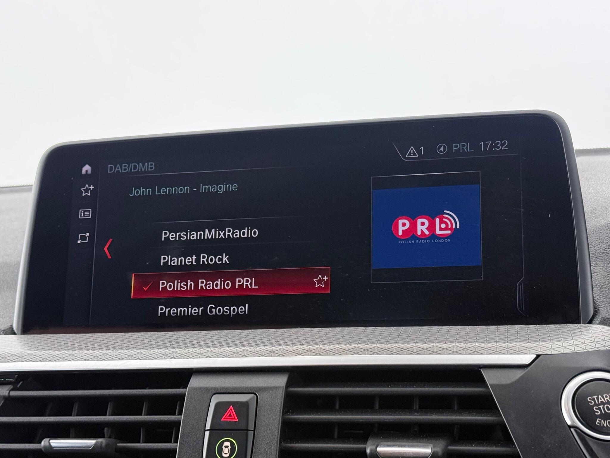 BMW X3 view 25