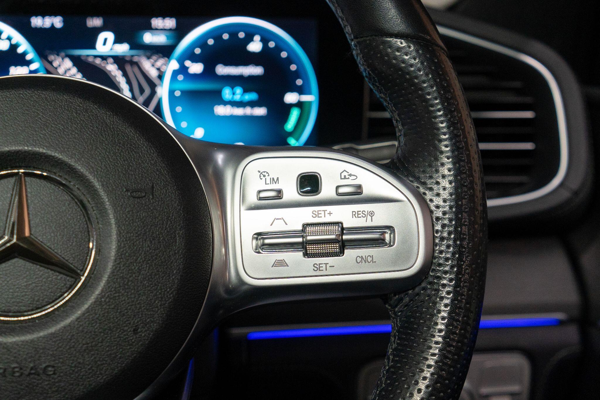Mercedes-Benz GLE view 38