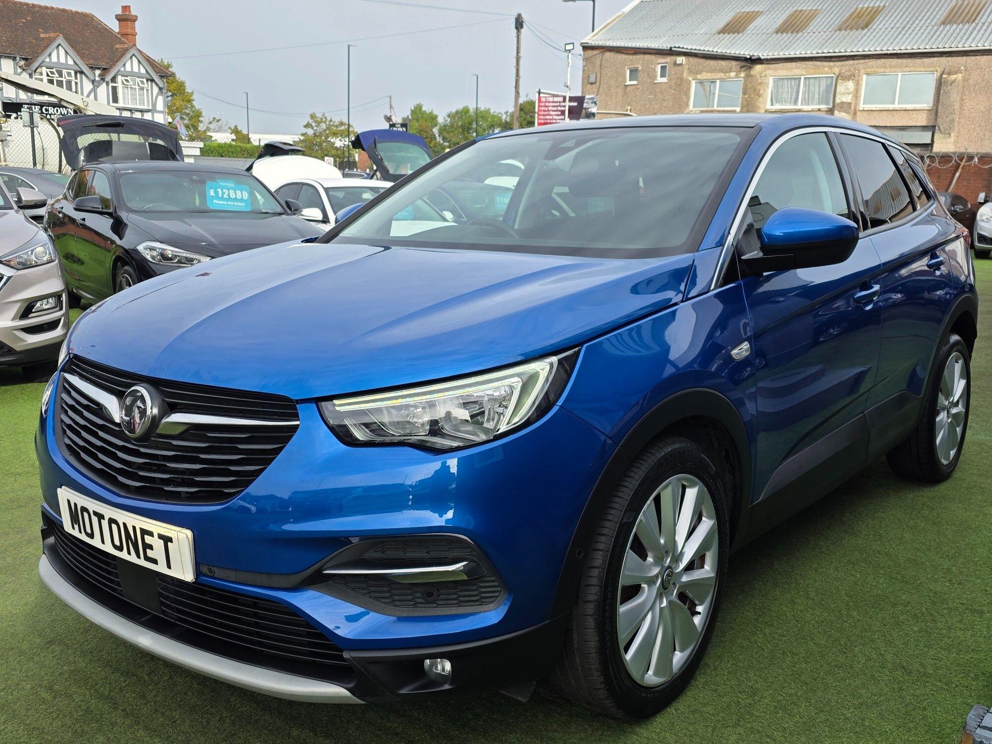 Vauxhall Grandland X view 8