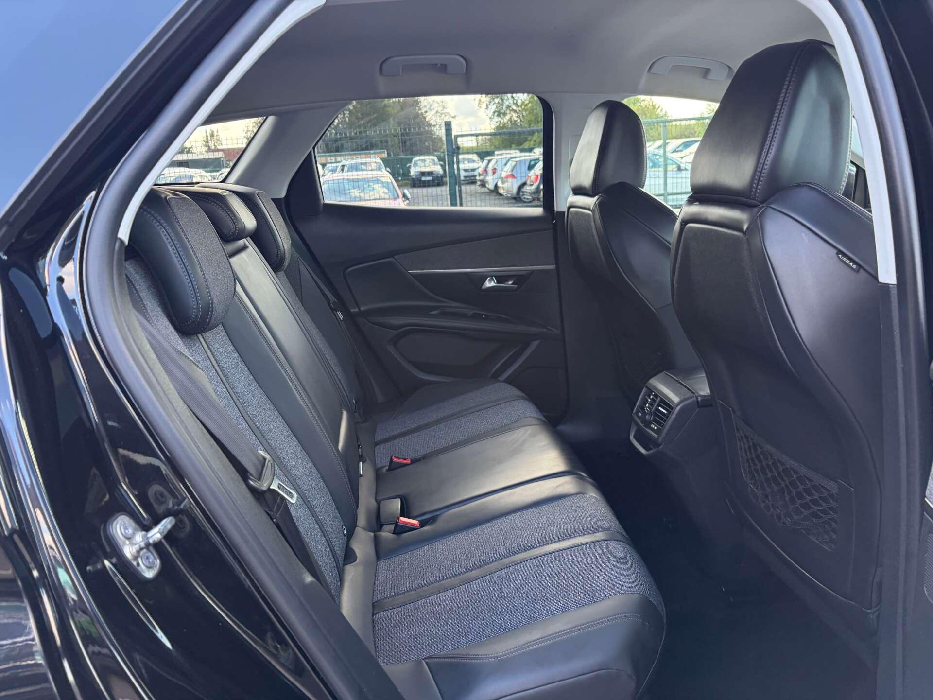 Peugeot 3008 view 27