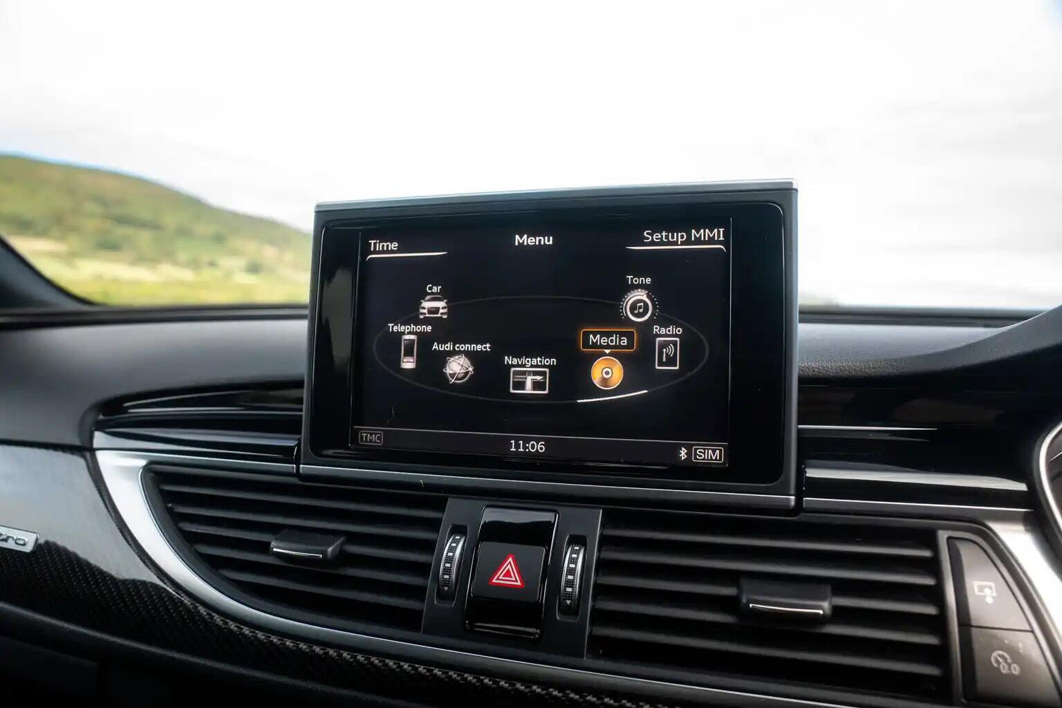 Audi RS6 view 30