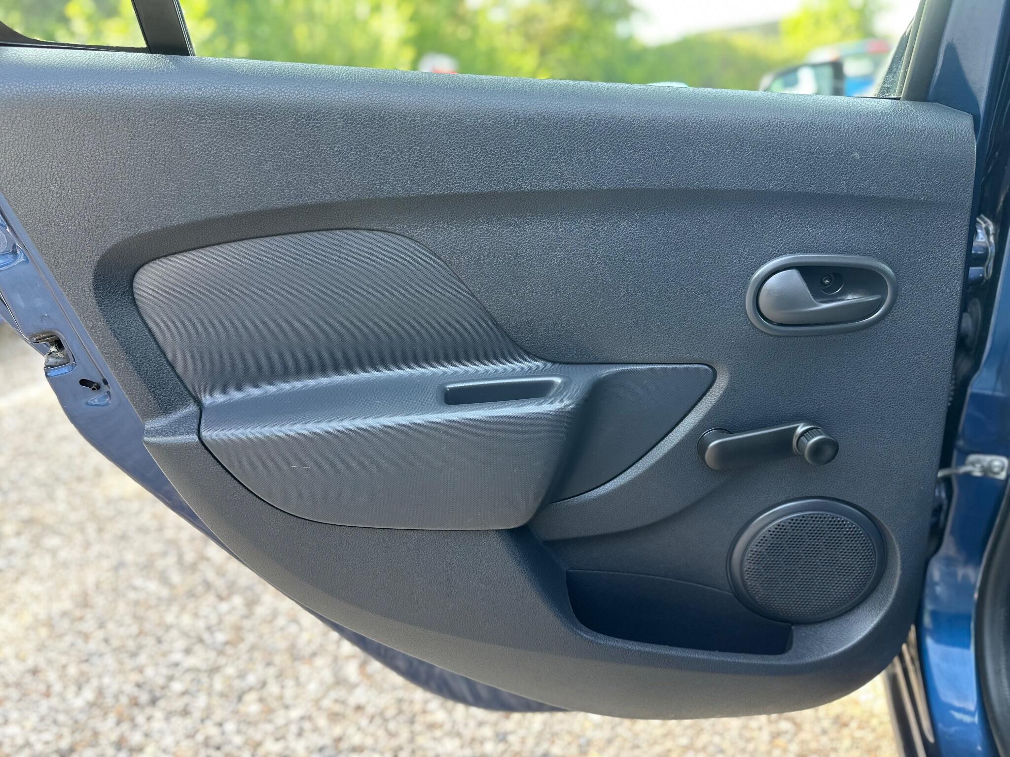 Dacia Logan MCV view 49