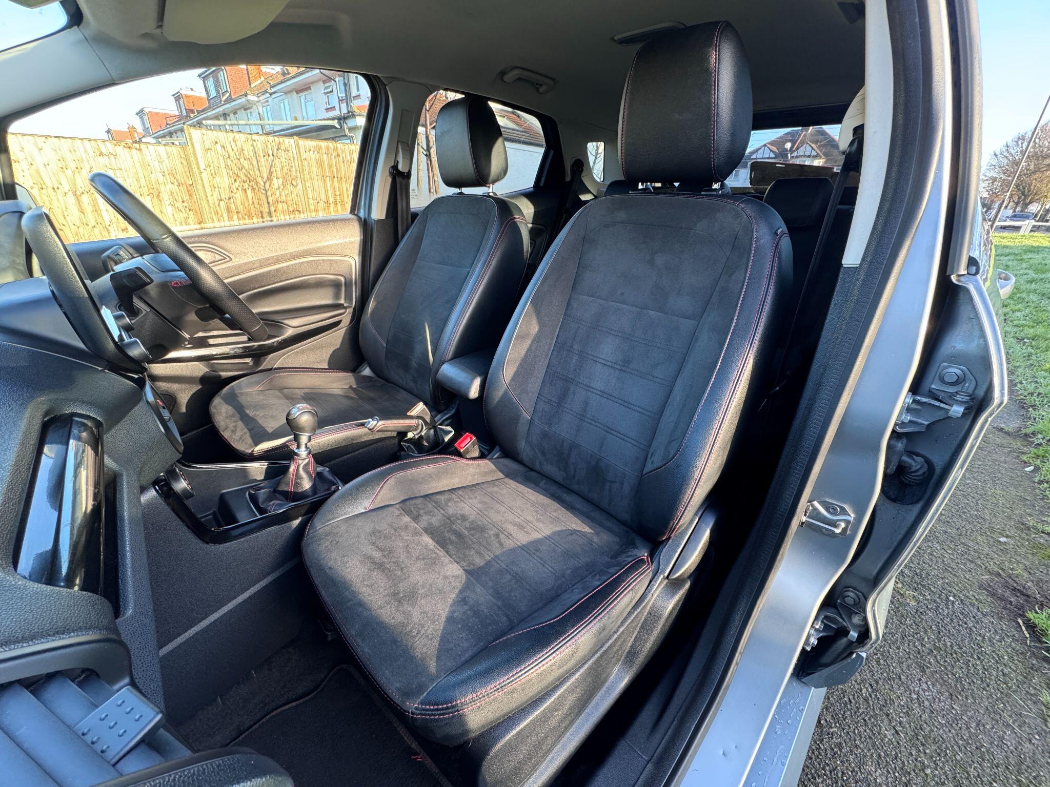 2022 Ford EcoSport 1.0T EcoBoost ST-Line Euro 6 (s/s) 5dr • 7,000 miles image 44