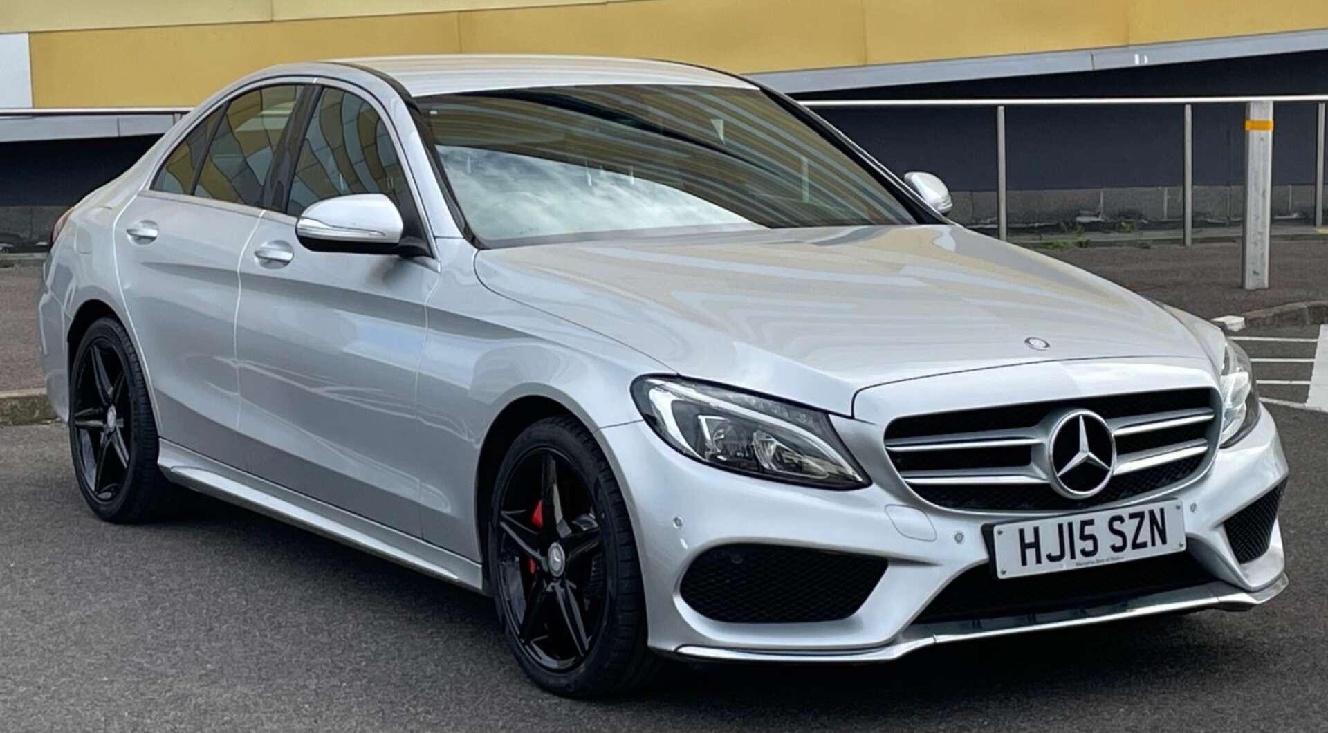 Mercedes-Benz C-Class view 30