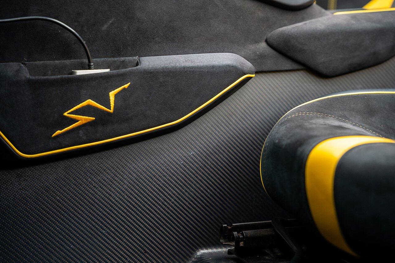 Lamborghini Aventador view 65