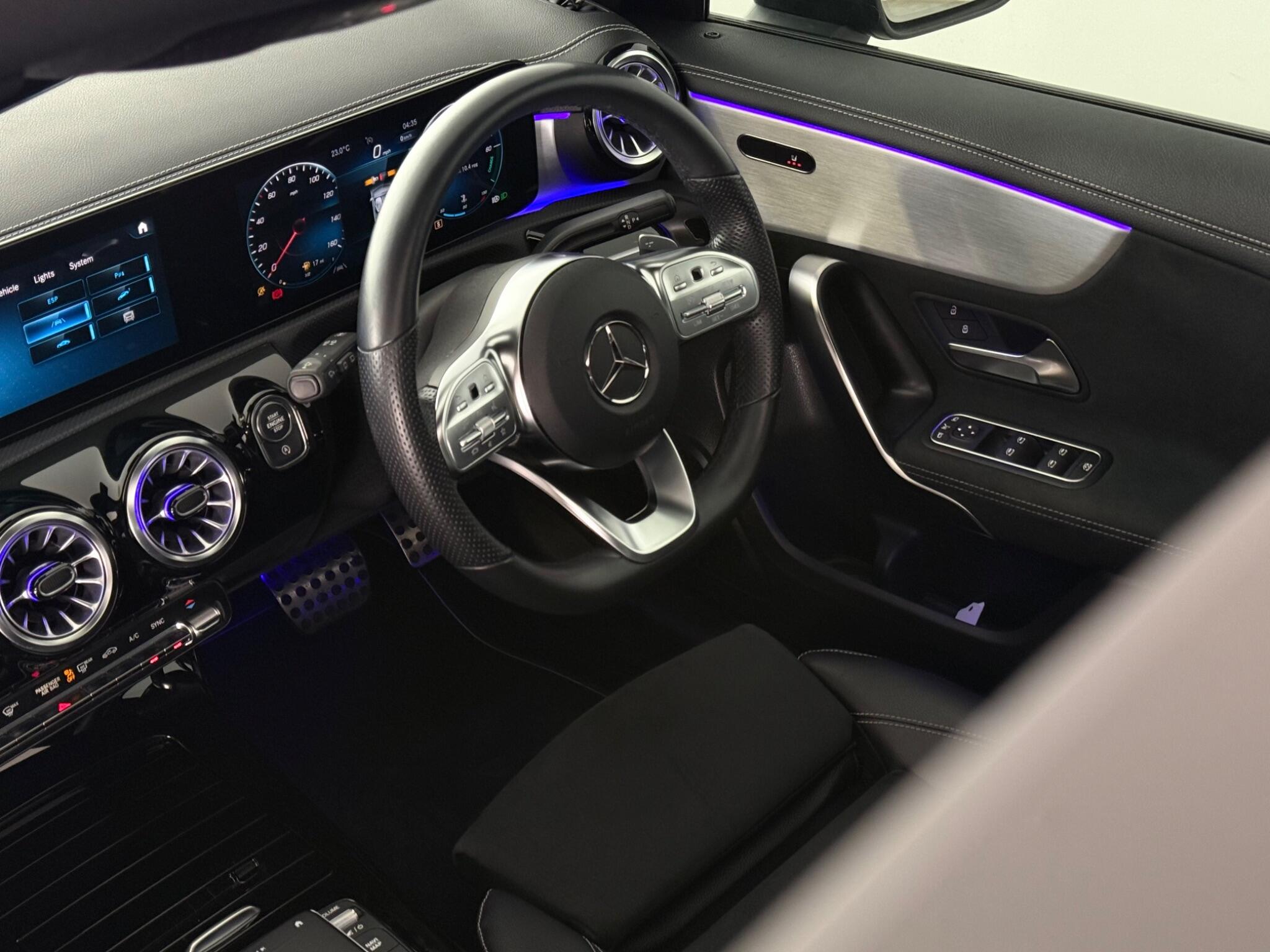 Mercedes-Benz A-Class view 32