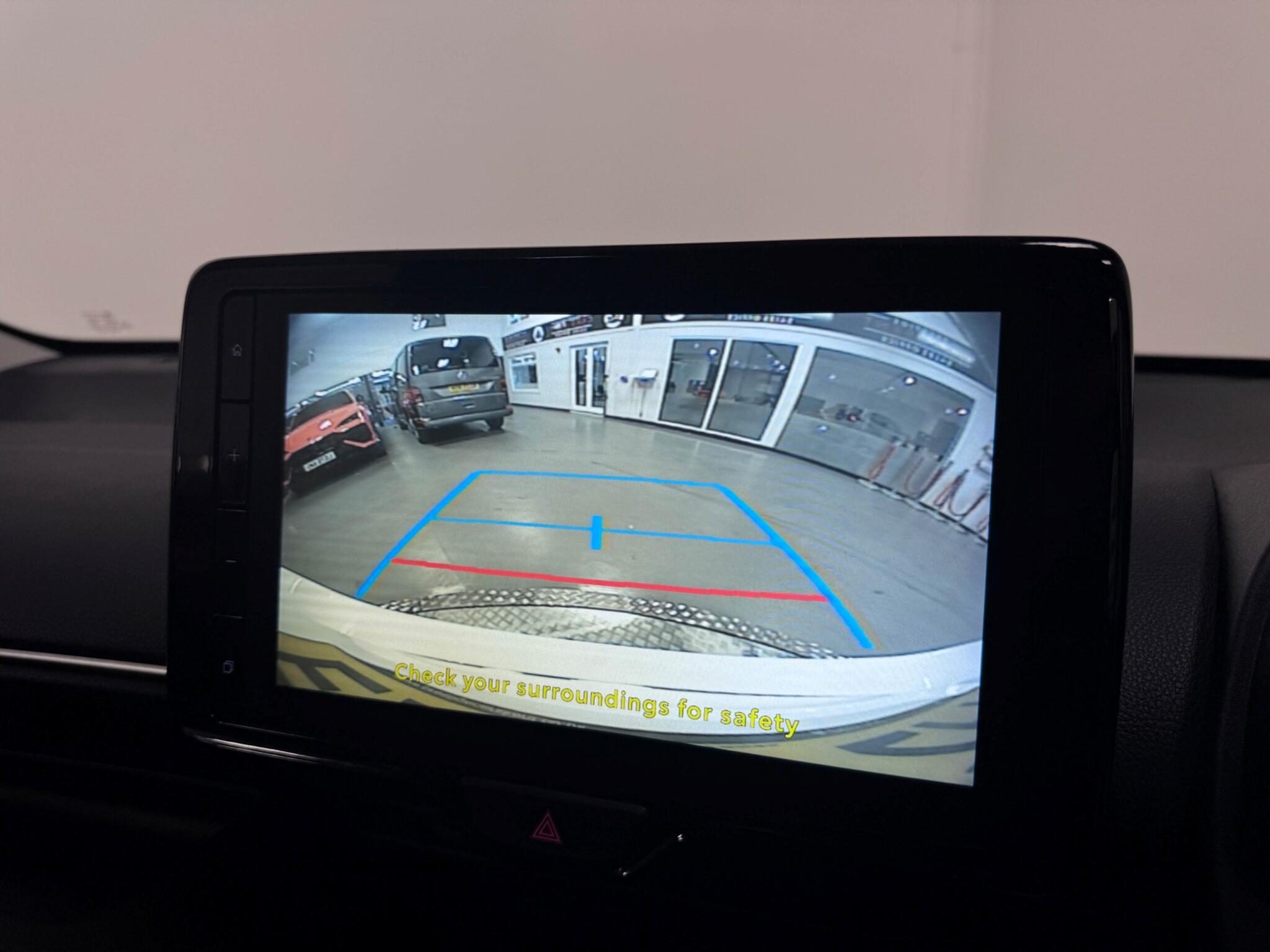 Toyota Yaris view 36