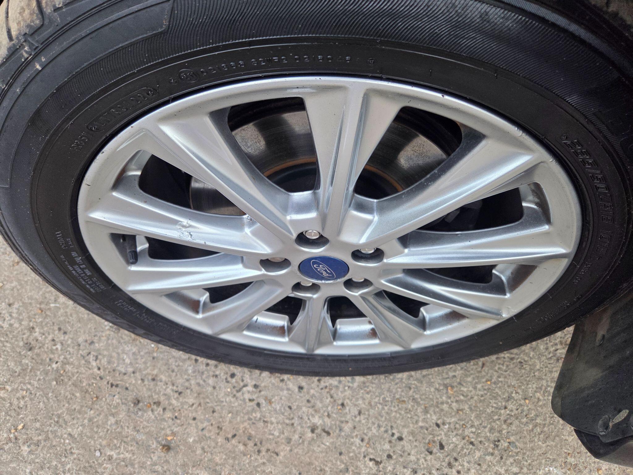 Ford Kuga view 21