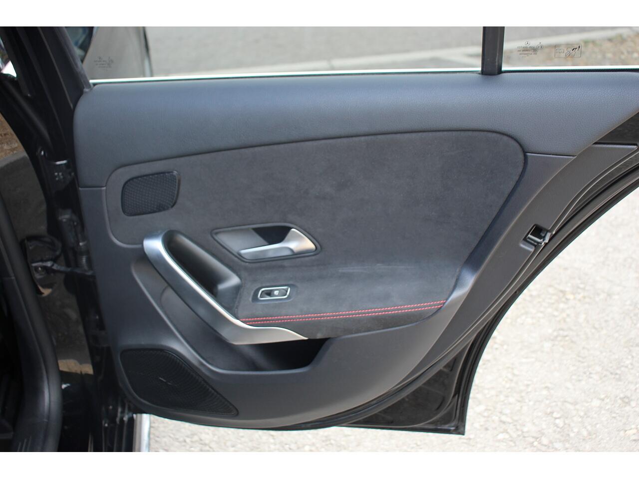 Mercedes-Benz A Class view 34