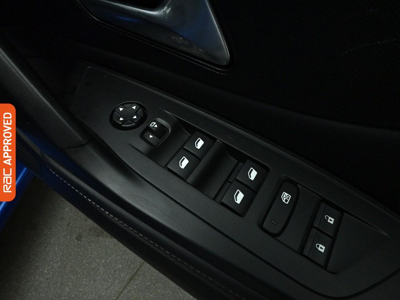 Peugeot 308 view 24