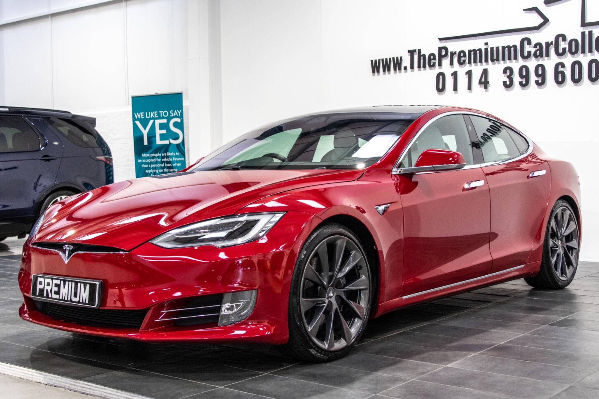 Tesla Model S view 33