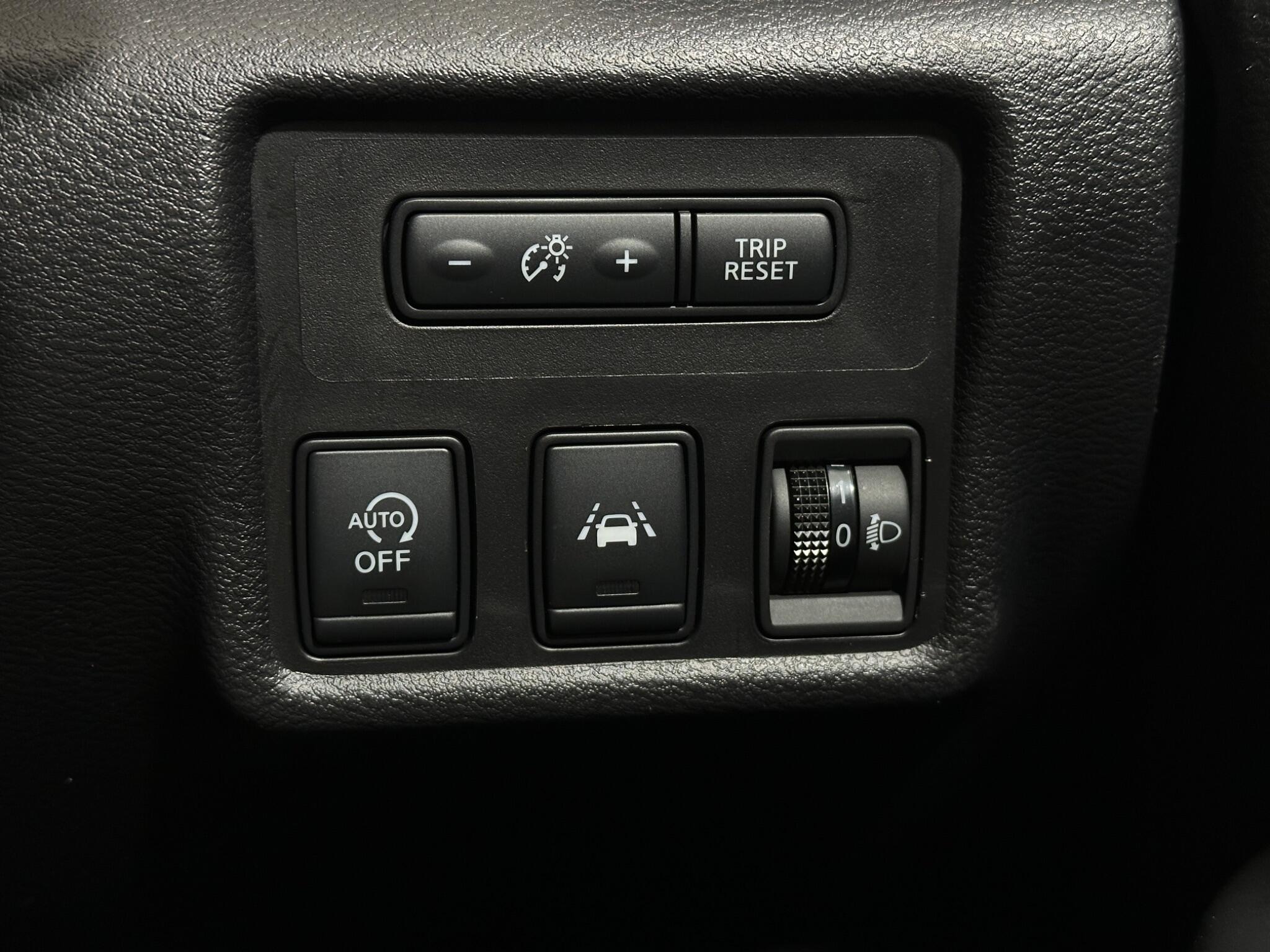 Nissan Micra view 18