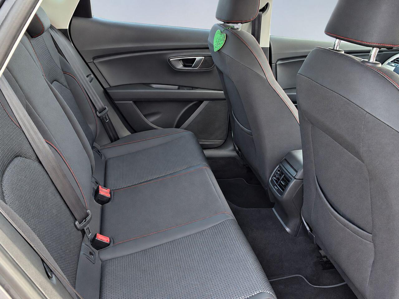 Seat Leon view 8