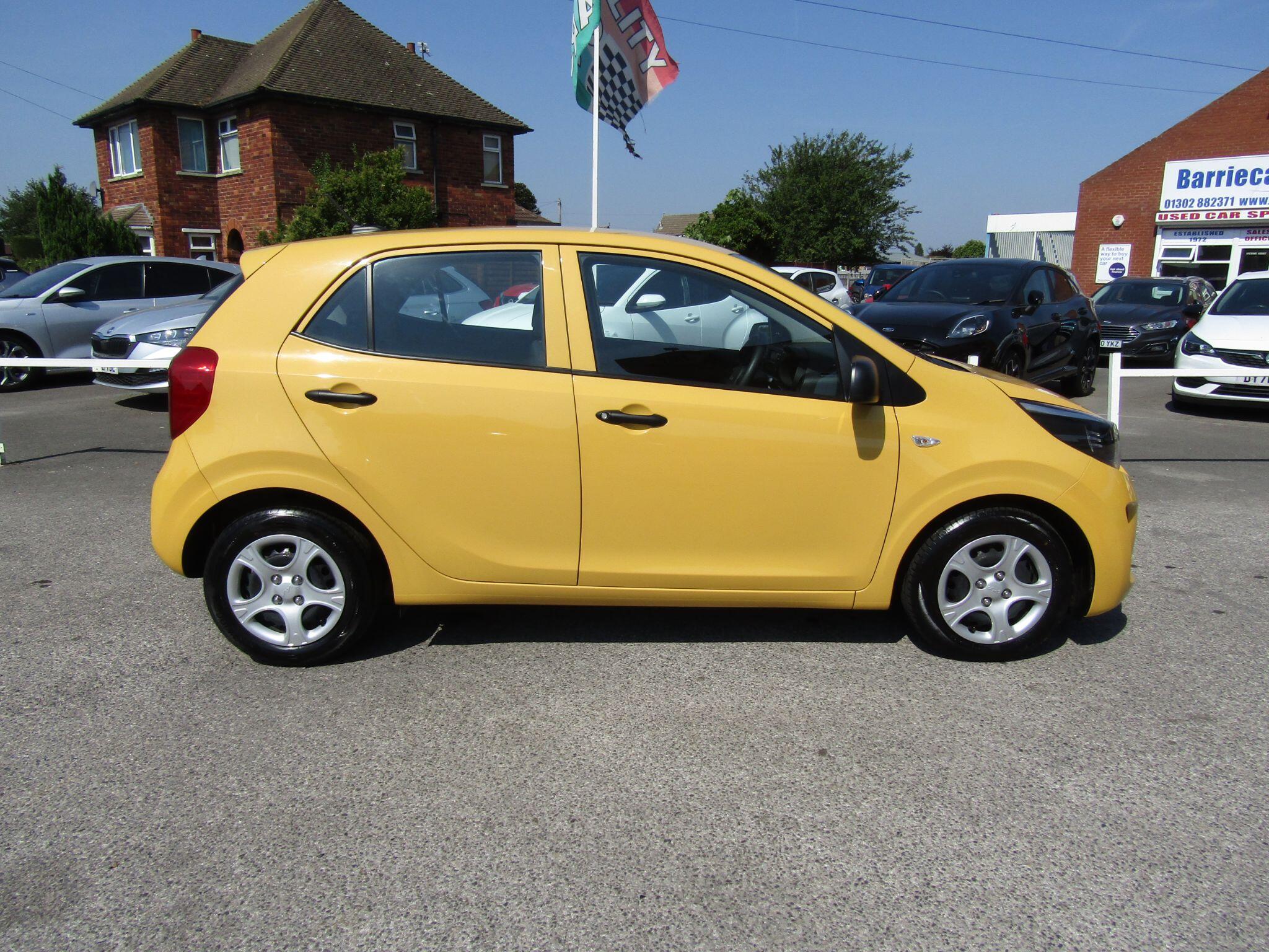 Kia Picanto view 8