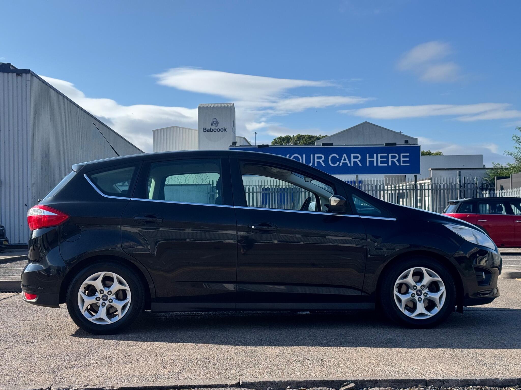Ford C-Max view 19