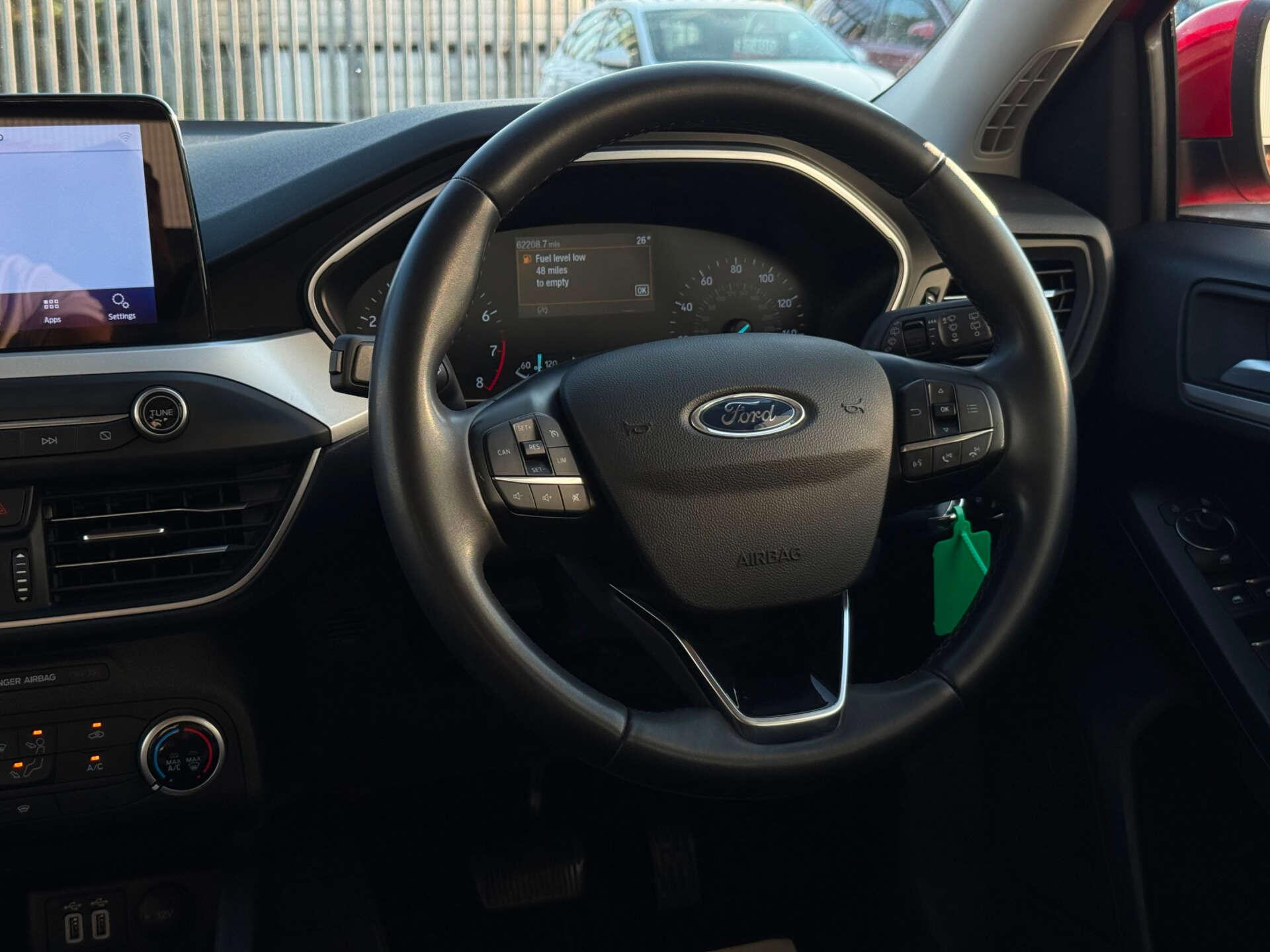 Ford Focus view 34