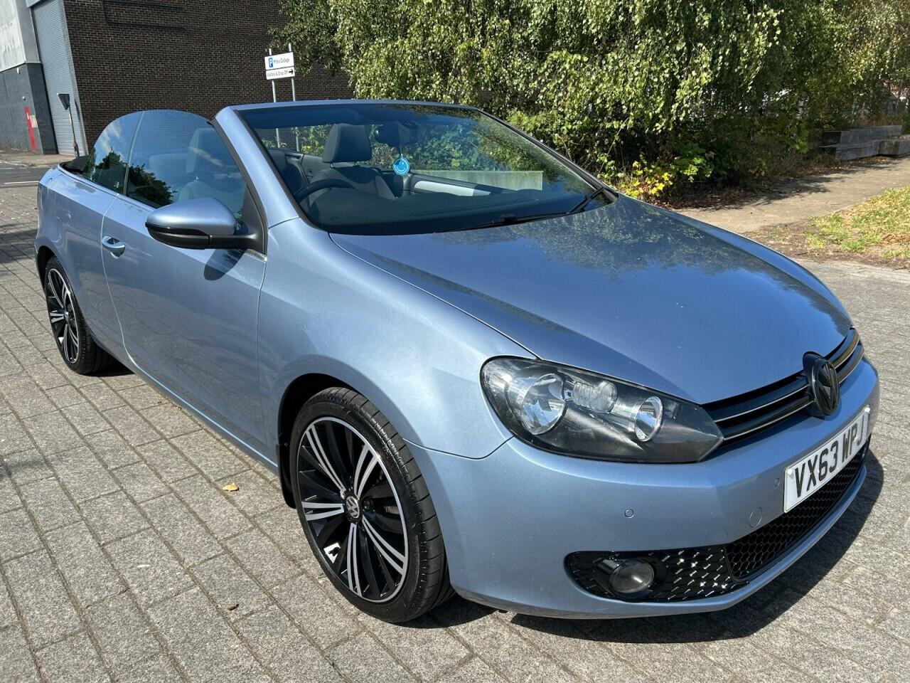 Volkswagen Golf view 6