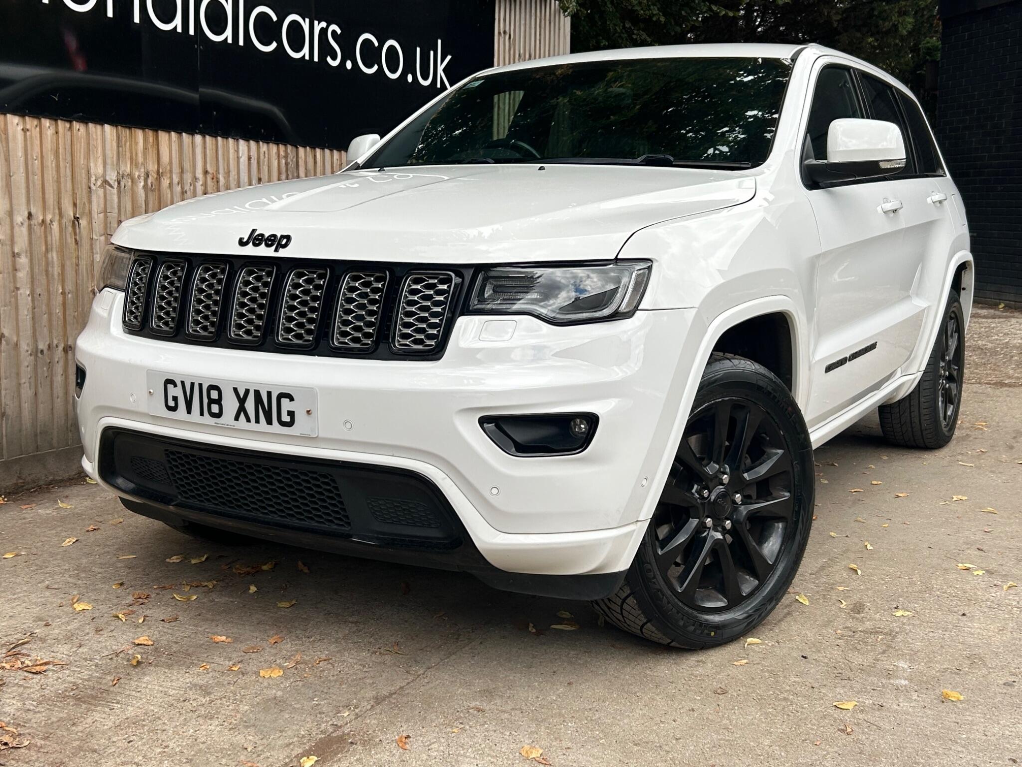 Jeep Grand Cherokee view 2