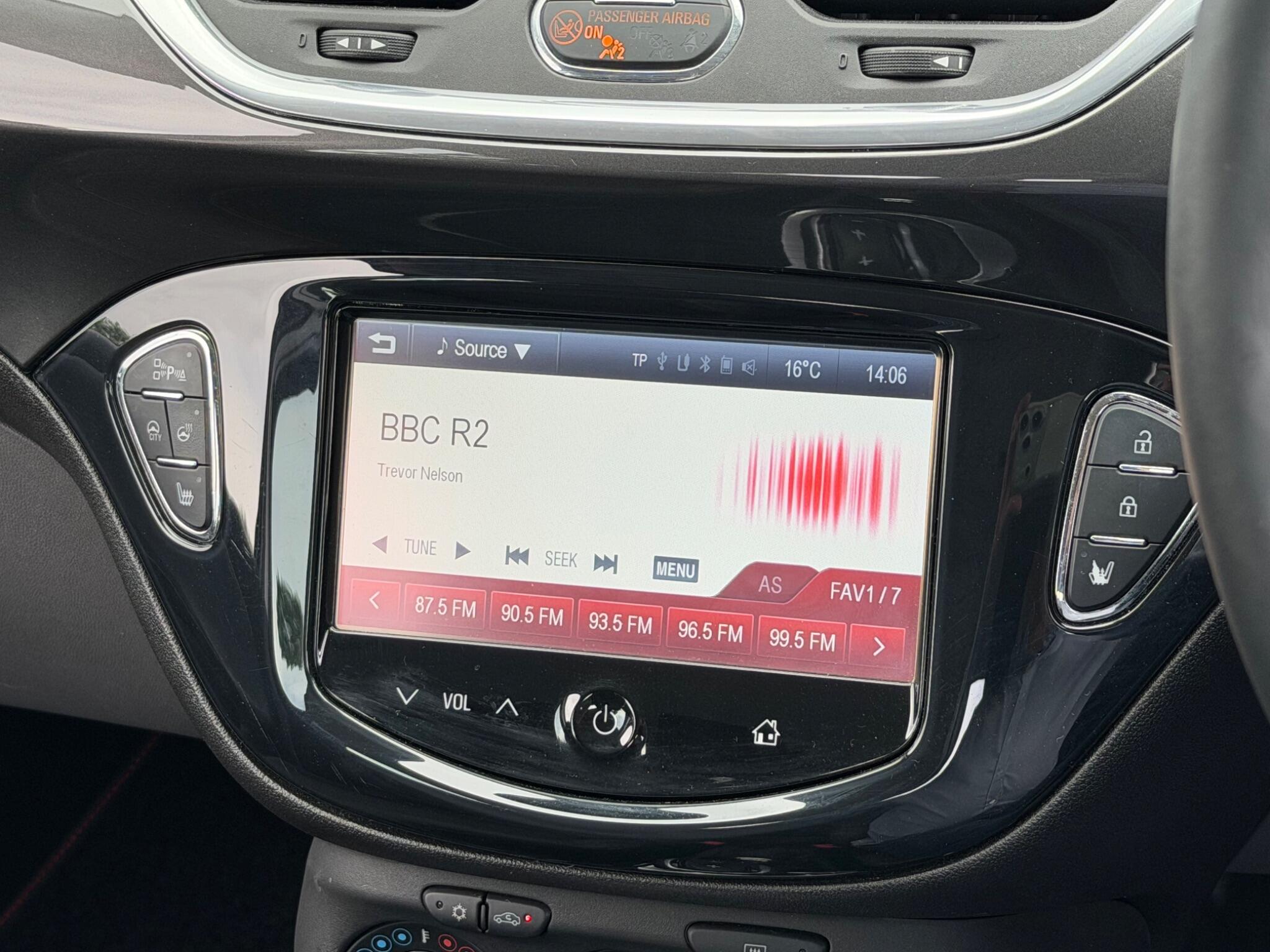 Vauxhall Corsa view 35