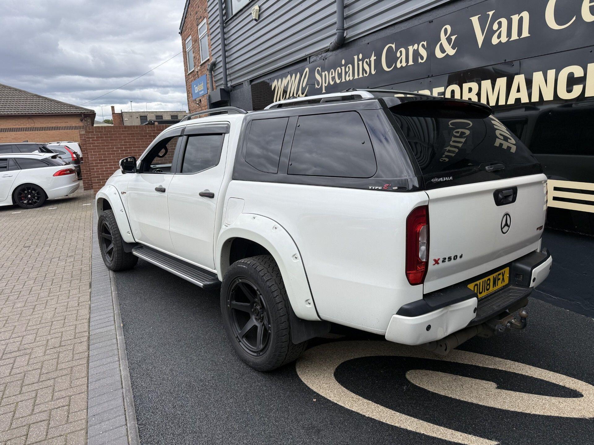 Mercedes-Benz X-Class view 7