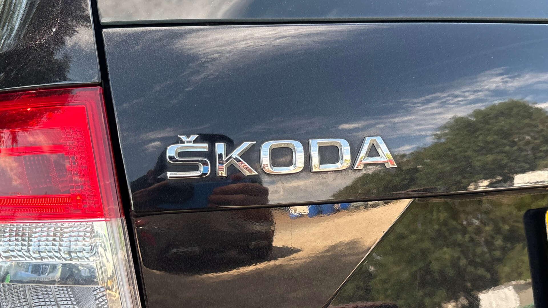 Skoda Octavia view 50