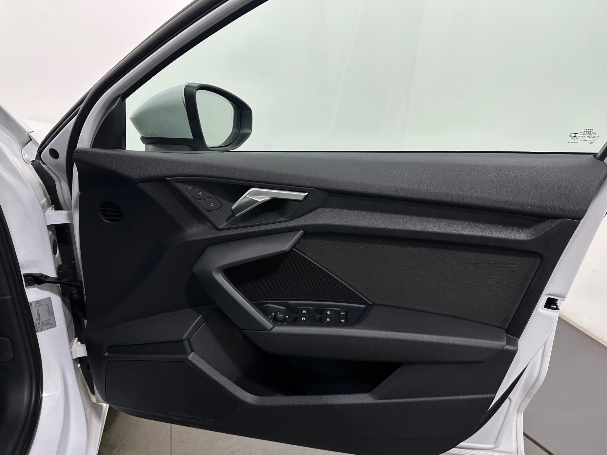 Audi A3 view 33