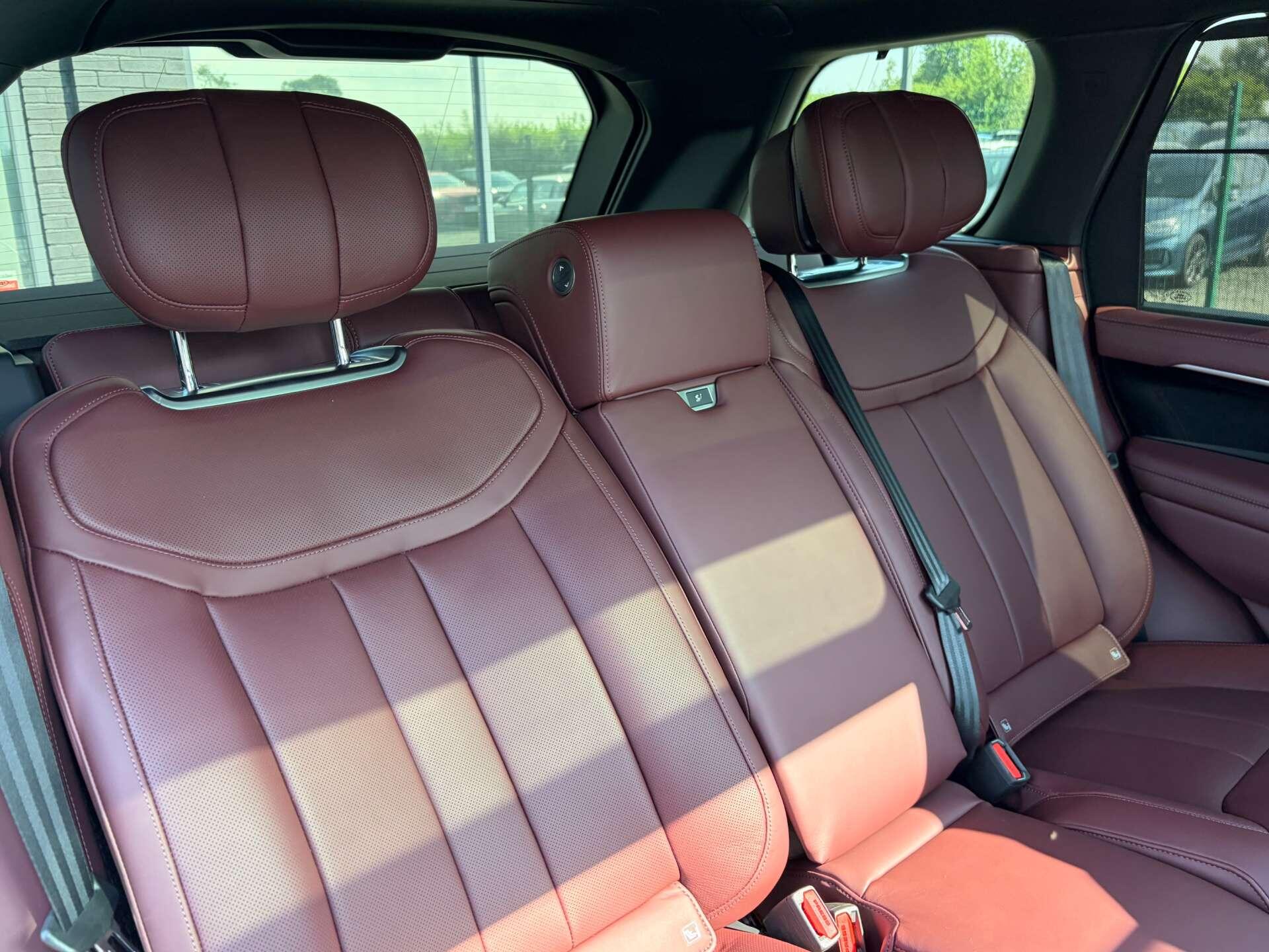 Land Rover Range Rover view 36