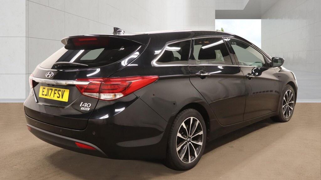 Hyundai I40 view 4