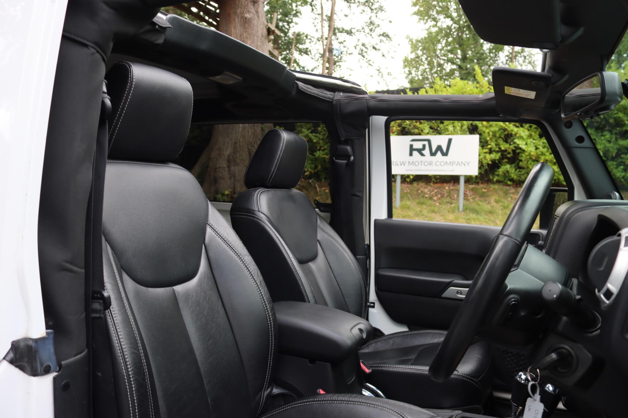Jeep Wrangler view 4