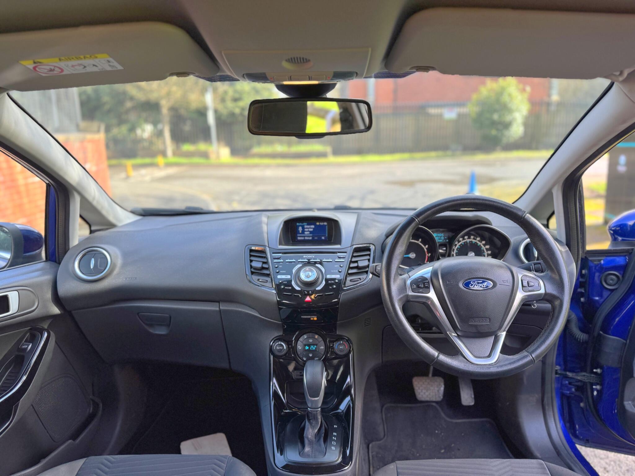 2015 Ford Fiesta 1.6 Titanium Powershift Euro 6 5dr image 41