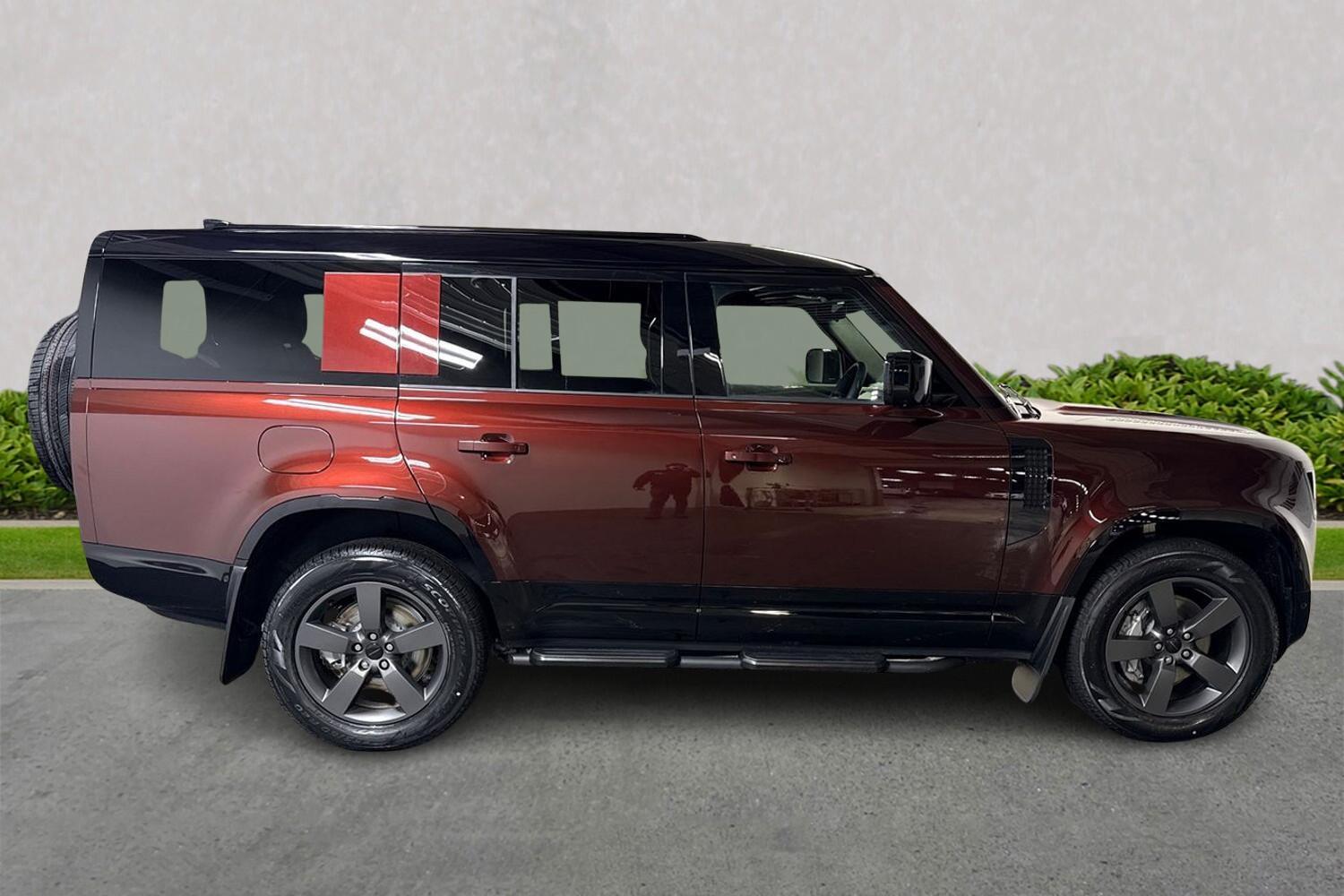 Land Rover Defender view 3
