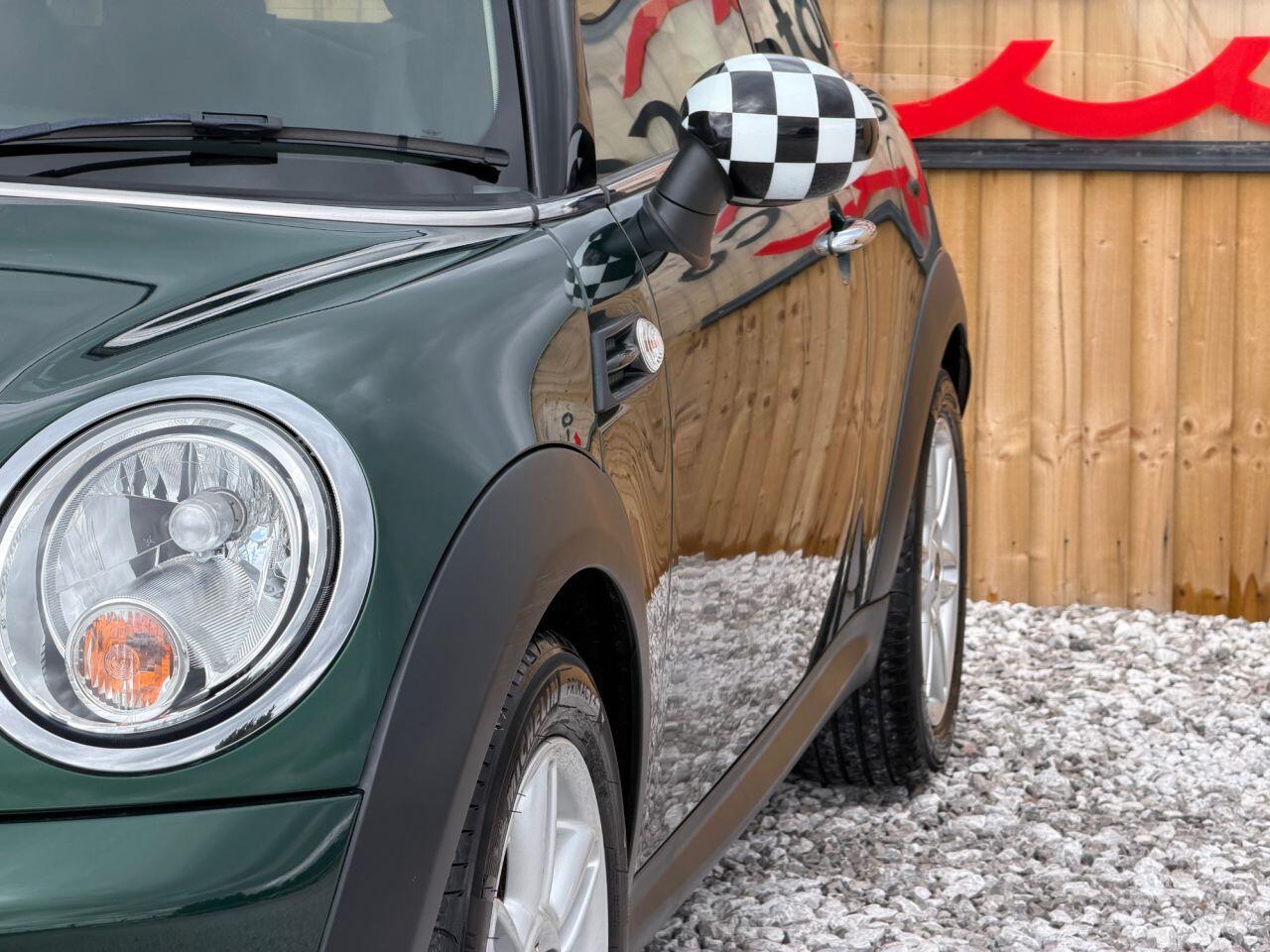 Mini Hatch view 5