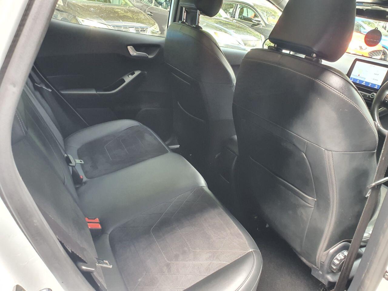 Ford Fiesta view 19