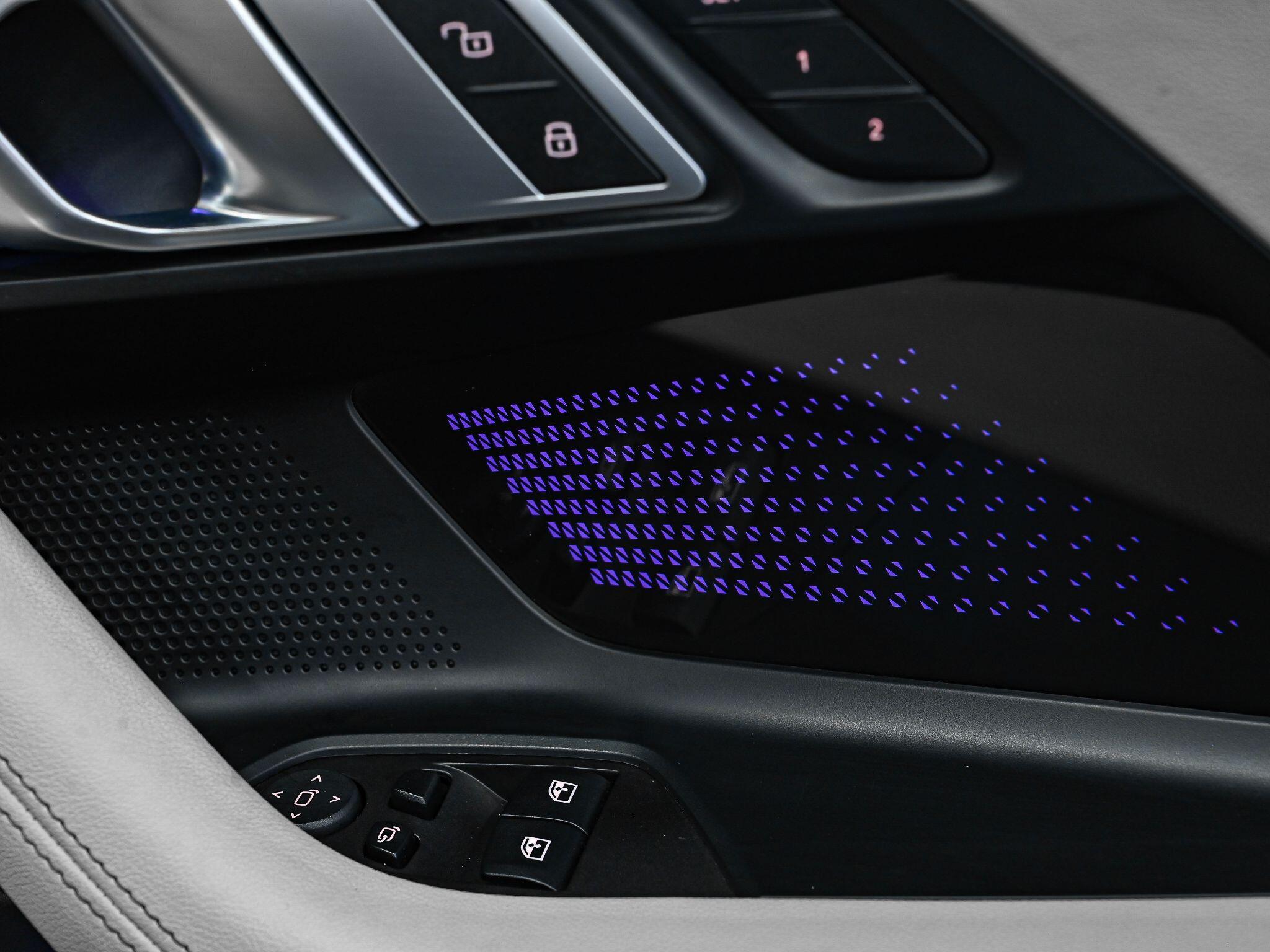 BMW 2 Series view 30