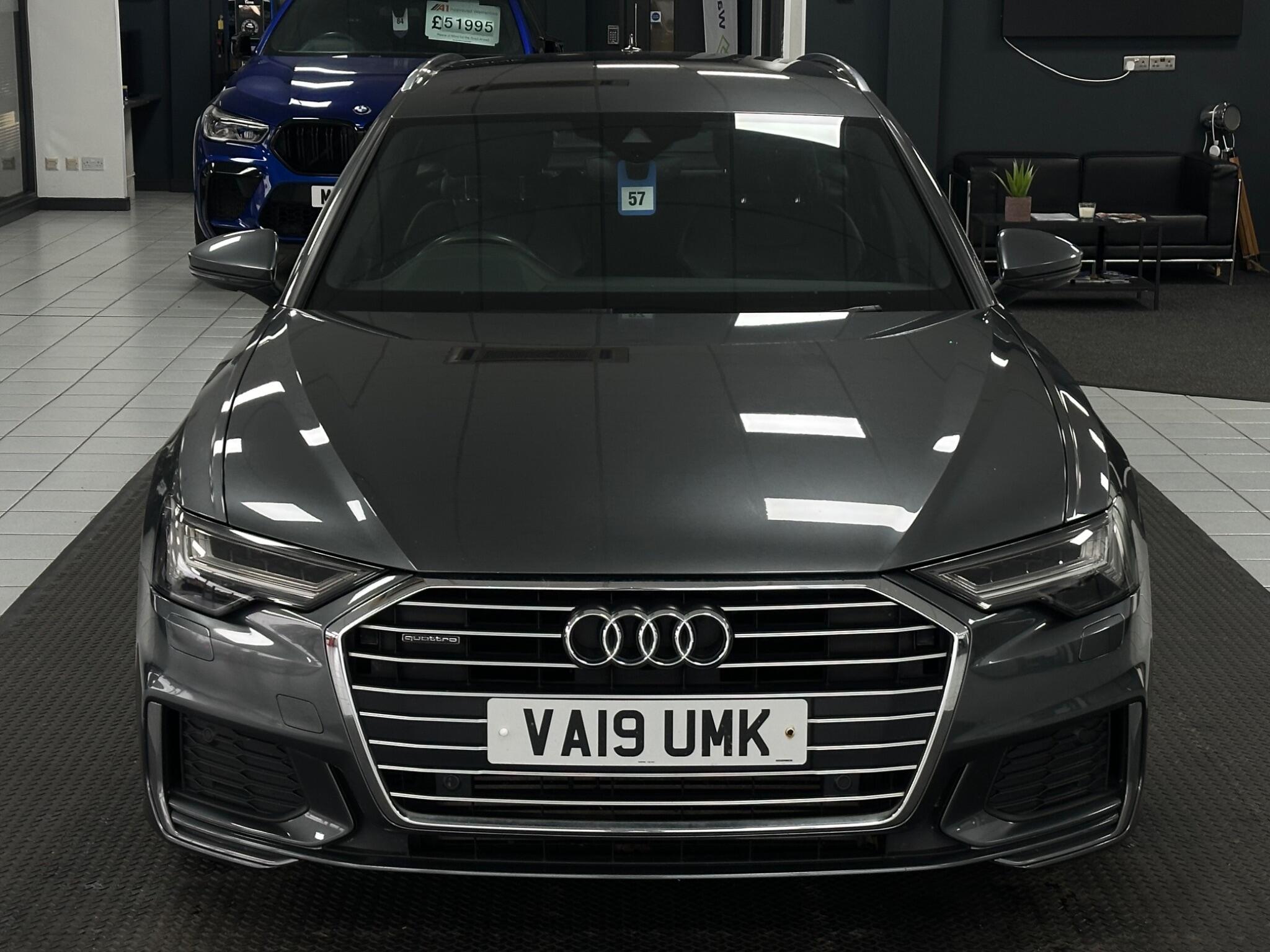 Audi A6 Avant view 4