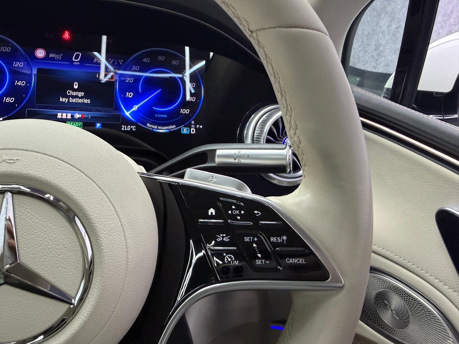 Mercedes-Benz Eqs view 13