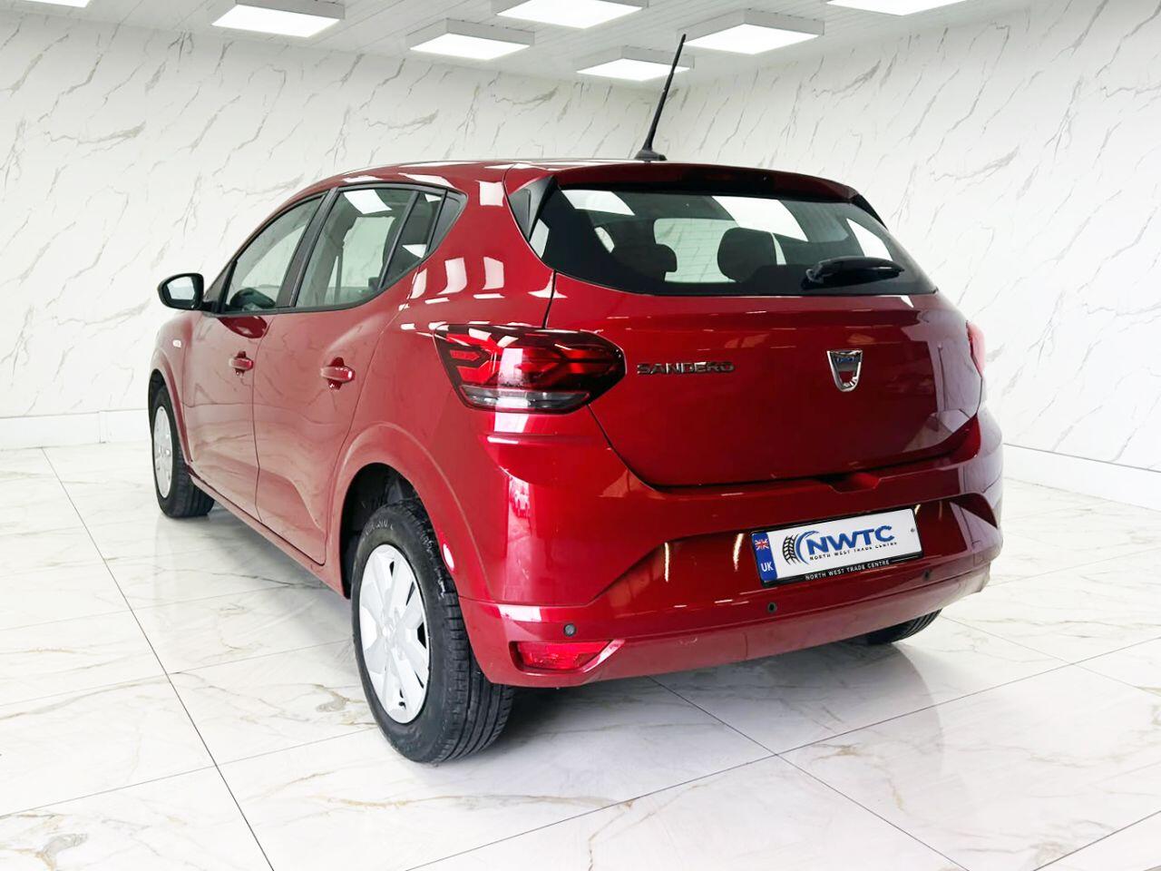 Dacia Sandero view 9